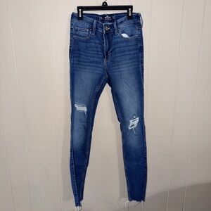 Hollister High Rise skinny jeans